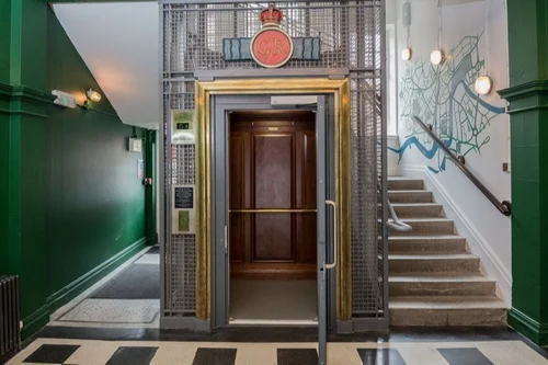 Commercial Passenger Elevator